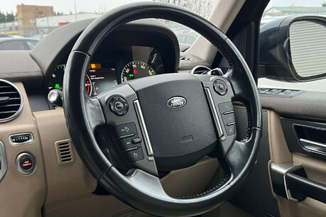 Land Rover Discovery 3.0 SD V6 SE Tech Auto 4WD Euro 5 (s/s) 5dr 15