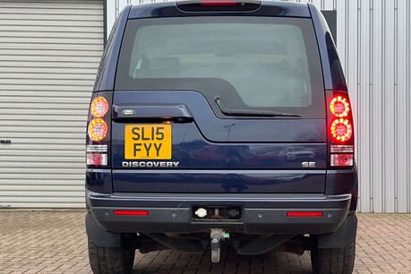 Land Rover Discovery 3.0 SD V6 SE Tech Auto 4WD Euro 5 (s/s) 5dr 3