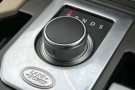 Land Rover Discovery 3.0 SD V6 SE Tech Auto 4WD Euro 5 (s/s) 5dr 36