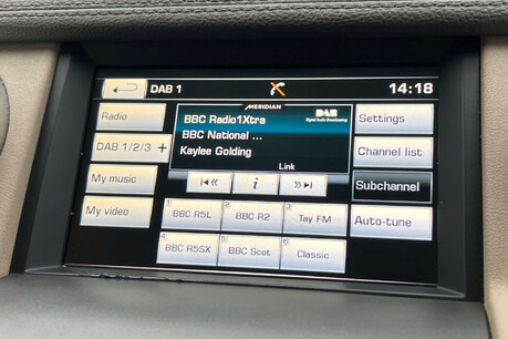 Land Rover Discovery 3.0 SD V6 SE Tech Auto 4WD Euro 5 (s/s) 5dr 42