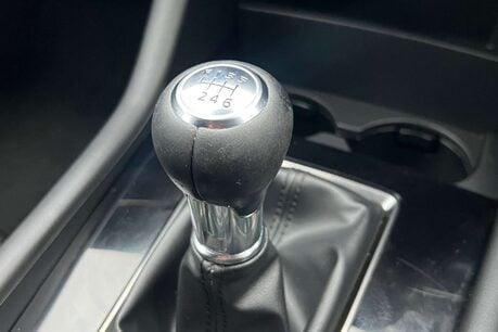 Mazda 3 2.0 e-SKYACTIV-G MHEV SE-L Lux Euro 6 (s/s) 5dr 38