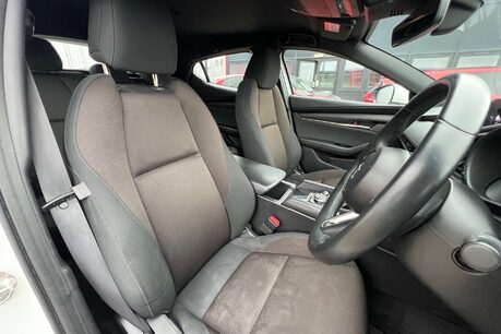 Mazda 3 2.0 e-SKYACTIV-G MHEV SE-L Lux Euro 6 (s/s) 5dr 19