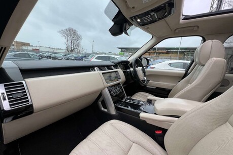 Land Rover Range Rover 4.4 SD V8 Autobiography Auto 4WD Euro 6 (s/s) 5dr 46