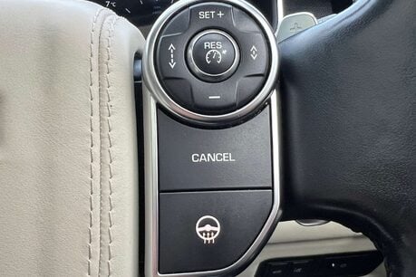 Land Rover Range Rover 4.4 SD V8 Autobiography Auto 4WD Euro 6 (s/s) 5dr 71