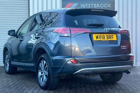 Toyota Rav4 2.5 VVT-h Icon Tech CVT Euro 6 (s/s) 5dr 4