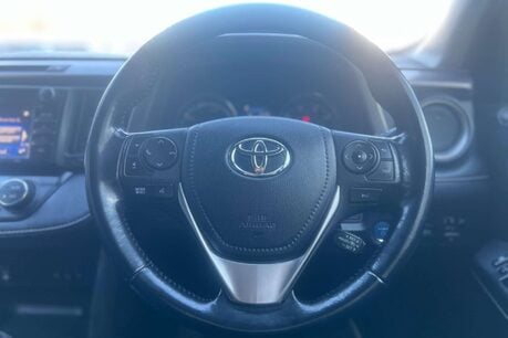 Toyota Rav4 2.5 VVT-h Icon Tech CVT Euro 6 (s/s) 5dr 45