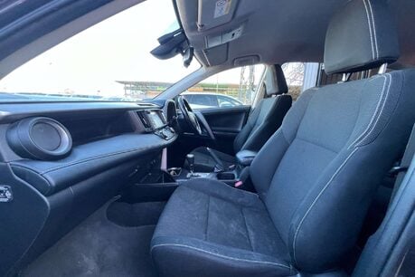 Toyota Rav4 2.5 VVT-h Icon Tech CVT Euro 6 (s/s) 5dr 28