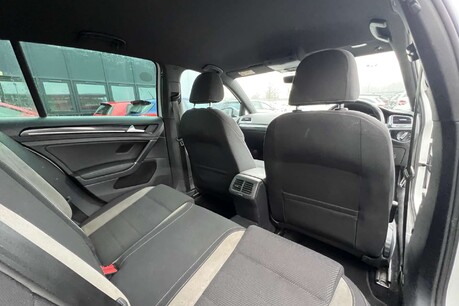 Volkswagen Golf 2.0 TSI BlueMotion Tech R DSG 4Motion Euro 6 (s/s) 5dr 29