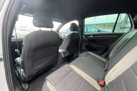 Volkswagen Golf 2.0 TSI BlueMotion Tech R DSG 4Motion Euro 6 (s/s) 5dr 32