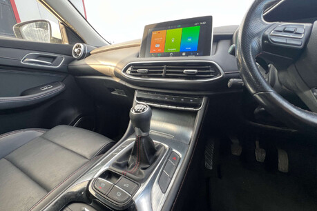MG HS 1.5 T-GDI Excite Euro 6 (s/s) 5dr 33
