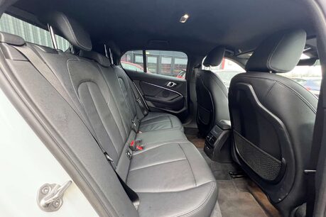 BMW 1 Series 2.0 118d M Sport Euro 6 (s/s) 5dr 22
