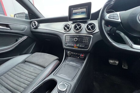 Mercedes-Benz CLA Class 2.1 CLA220d AMG Sport Shooting Brake 7G-DCT Euro 6 (s/s) 5dr 32
