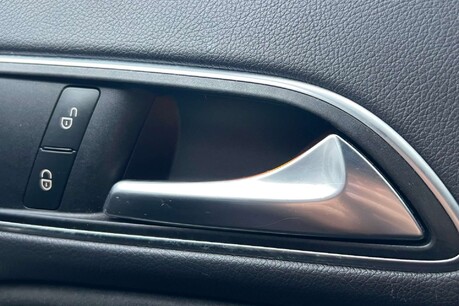 Mercedes-Benz CLA Class 2.1 CLA220d AMG Sport Shooting Brake 7G-DCT Euro 6 (s/s) 5dr 50