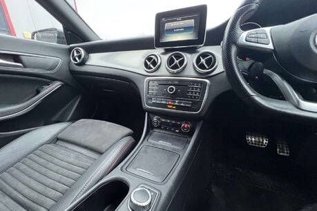 Mercedes-Benz CLA Class 2.1 CLA220d AMG Sport Shooting Brake 7G-DCT Euro 6 (s/s) 5dr 32