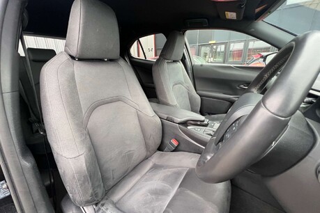 Lexus Ux 2.0 250h E-CVT Euro 6 (s/s) 5dr 15