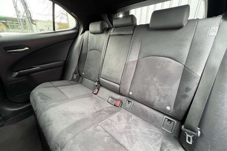Lexus Ux 2.0 250h E-CVT Euro 6 (s/s) 5dr 22