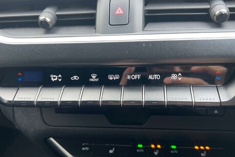 Lexus Ux 2.0 250h E-CVT Euro 6 (s/s) 5dr 37