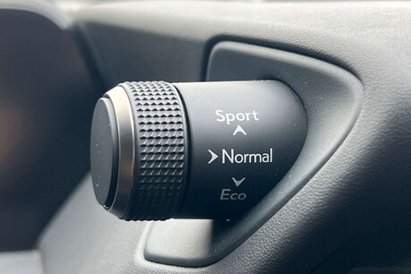 Lexus Ux 2.0 250h E-CVT Euro 6 (s/s) 5dr 40