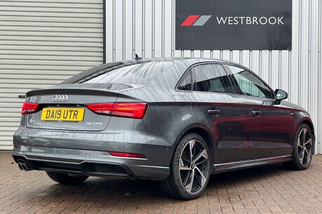 Audi A3 1.5 TFSI CoD 35 Black Edition Euro 6 (s/s) 4dr 2