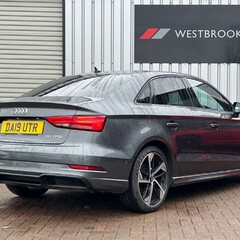 Audi A3 1.5 TFSI CoD 35 Black Edition Euro 6 (s/s) 4dr 2