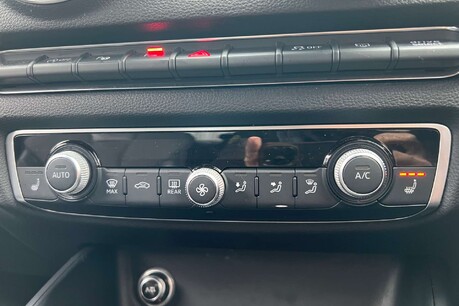 Audi A3 1.5 TFSI CoD 35 Black Edition Euro 6 (s/s) 4dr 37