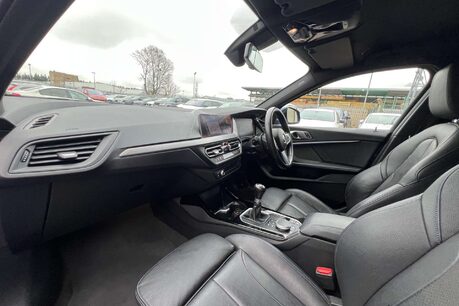 BMW 1 Series 2.0 118d M Sport Euro 6 (s/s) 5dr 29