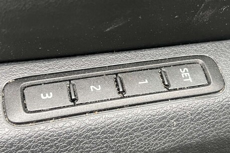 Skoda Superb 1.4 TSI iV 13kWh SE Technology DSG Euro 6 (s/s) 5dr 21