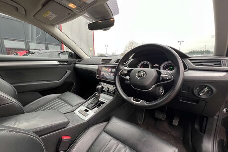 Skoda Superb 1.4 TSI iV 13kWh SE Technology DSG Euro 6 (s/s) 5dr 16