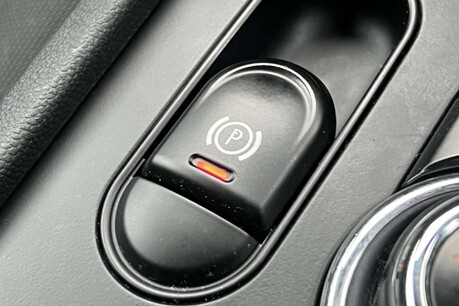 Mini Clubman 2.0 Cooper D Euro 6 (s/s) 6dr 34