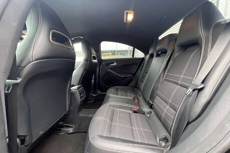 Mercedes-Benz CLA Class 2.1 CLA220d Sport Coupe 7G-DCT Euro 6 (s/s) 4dr 25