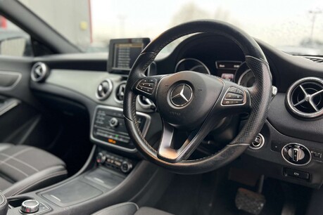 Mercedes-Benz CLA Class 2.1 CLA220d Sport Coupe 7G-DCT Euro 6 (s/s) 4dr 17