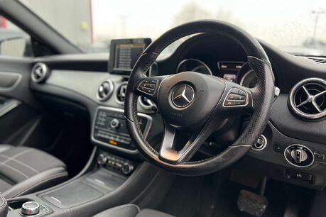 Mercedes-Benz CLA Class 2.1 CLA220d Sport Coupe 7G-DCT Euro 6 (s/s) 4dr 17