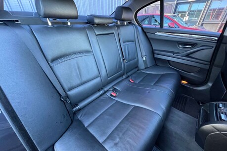 BMW 5 Series 2.0 525d Luxury Euro 6 (s/s) 4dr 27