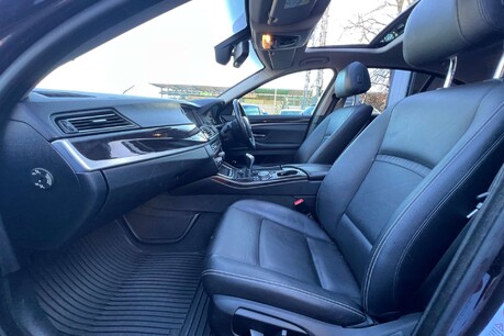 BMW 5 Series 2.0 525d Luxury Euro 6 (s/s) 4dr 35