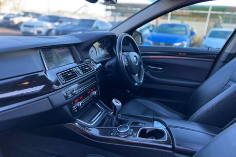 BMW 5 Series 2.0 525d Luxury Euro 6 (s/s) 4dr 38