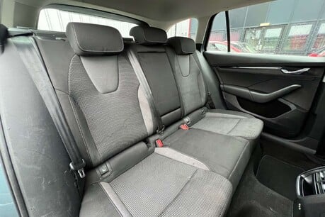 Skoda Octavia 1.4 TSI iV 13kWh SE Technology DSG Euro 6 (s/s) 5dr 22
