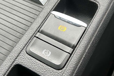 Skoda Octavia 1.4 TSI iV 13kWh SE Technology DSG Euro 6 (s/s) 5dr 35