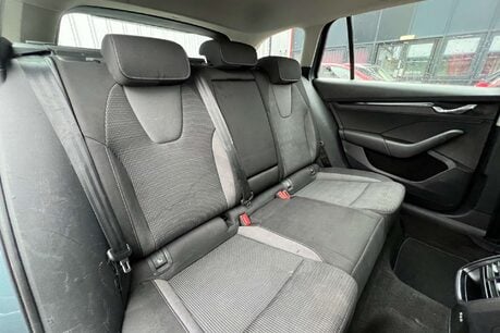 Skoda Octavia 1.4 TSI iV 13kWh SE Technology DSG Euro 6 (s/s) 5dr 22