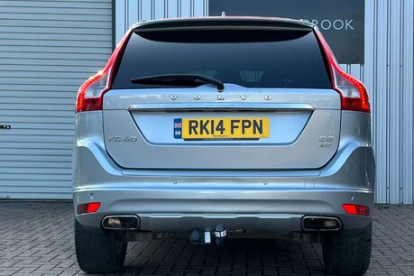Volvo XC60 2.4 D5 SE Lux Nav Geartronic AWD Euro 5 5dr 3