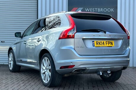 Volvo XC60 2.4 D5 SE Lux Nav Geartronic AWD Euro 5 5dr 4