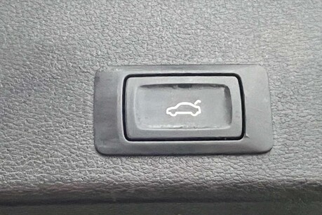 Audi A4 2.0 TDI 40 Black Edition S Tronic Euro 6 (s/s) 5dr 70