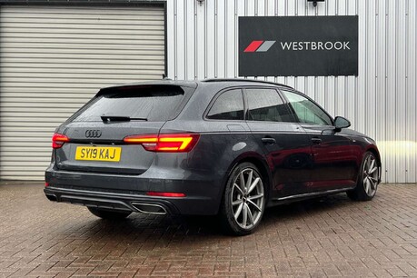 Audi A4 2.0 TDI 40 Black Edition S Tronic Euro 6 (s/s) 5dr 8
