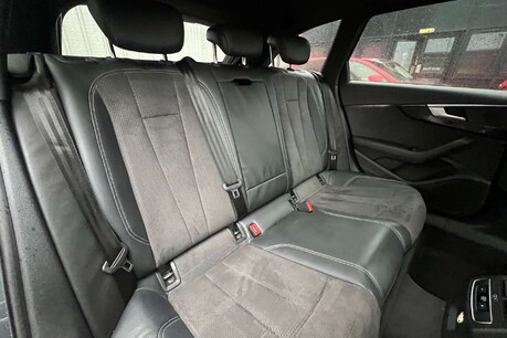 Audi A4 2.0 TDI 40 Black Edition S Tronic Euro 6 (s/s) 5dr 22