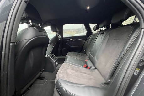 Audi A4 2.0 TDI 40 Black Edition S Tronic Euro 6 (s/s) 5dr 27