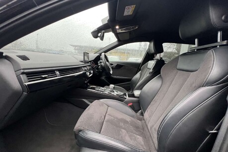 Audi A4 2.0 TDI 40 Black Edition S Tronic Euro 6 (s/s) 5dr 30