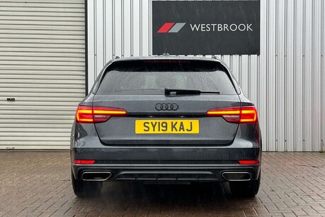 Audi A4 2.0 TDI 40 Black Edition S Tronic Euro 6 (s/s) 5dr 9