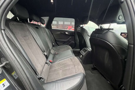 Audi A4 2.0 TDI 40 Black Edition S Tronic Euro 6 (s/s) 5dr 24