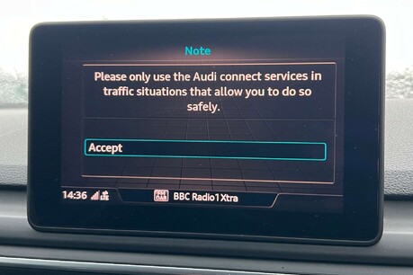 Audi A4 2.0 TDI 40 Black Edition S Tronic Euro 6 (s/s) 5dr 50