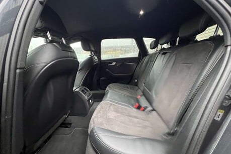 Audi A4 2.0 TDI 40 Black Edition S Tronic Euro 6 (s/s) 5dr 27