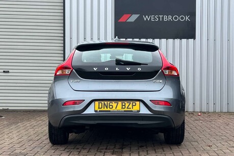Volvo V40 2.0 D2 Inscription Euro 6 (s/s) 5dr 9